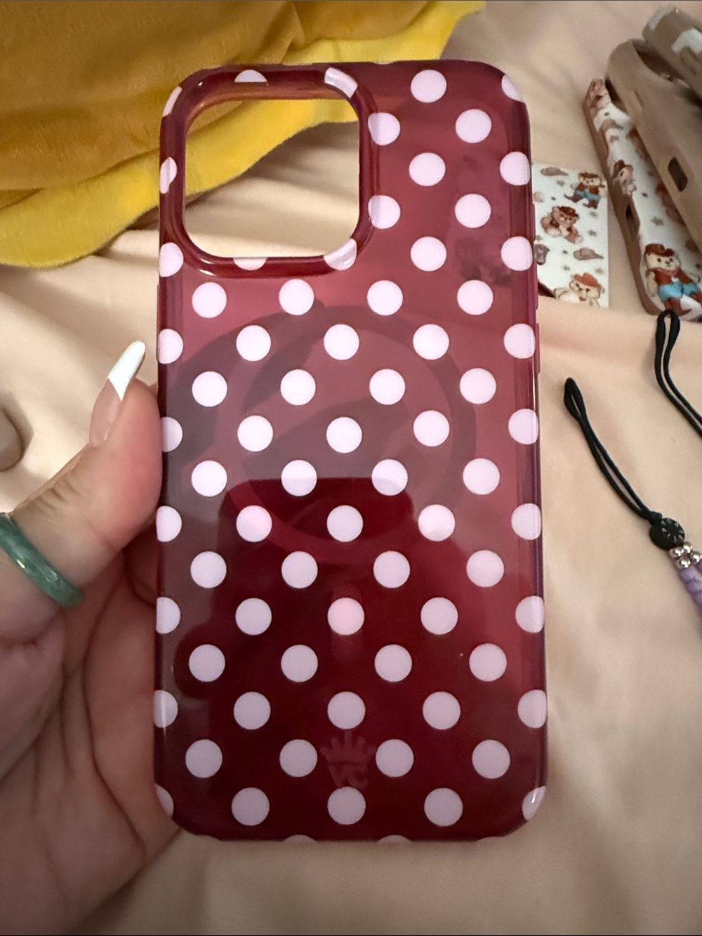 Velver CaviaPink Polka Dot Burgundy 16 Pro Max IPhone Case